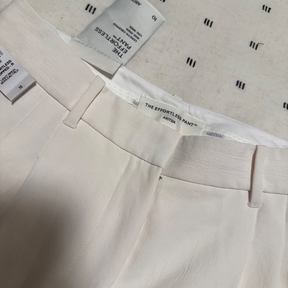 Aritzia Effortless Pant Cropped Crepette - Picture 3 of 3